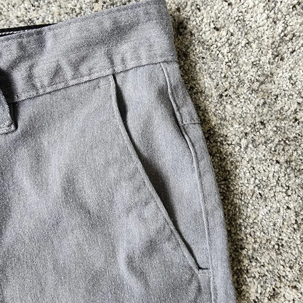Volcom Shorts Men's Size 30 True To This Light Gray 10